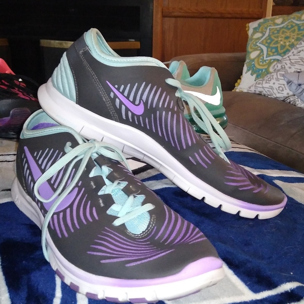 Nike Free Balanza size 10 women's training shoes
